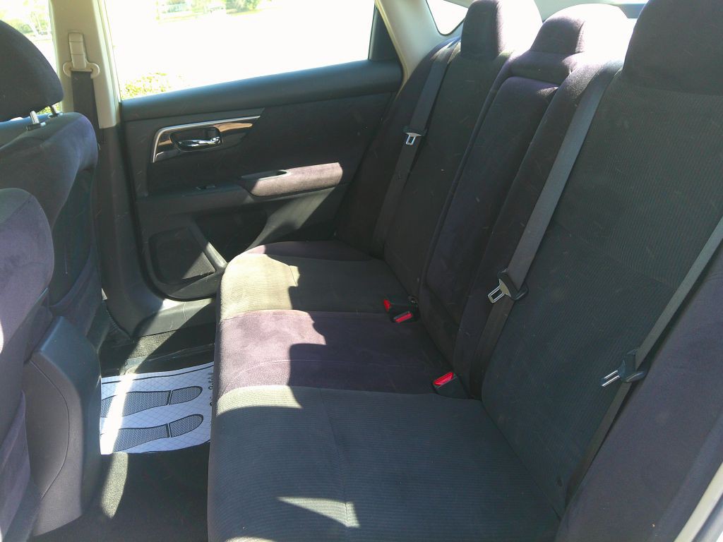 2013 Nissan Altima Image 16