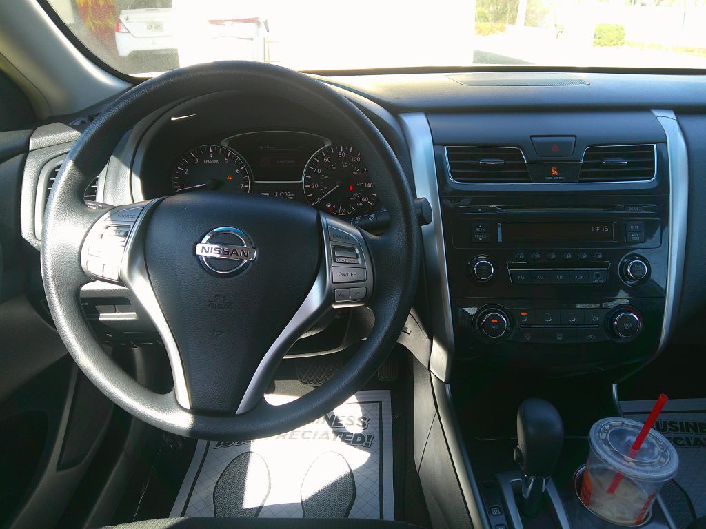 2013 Nissan Altima Image 17