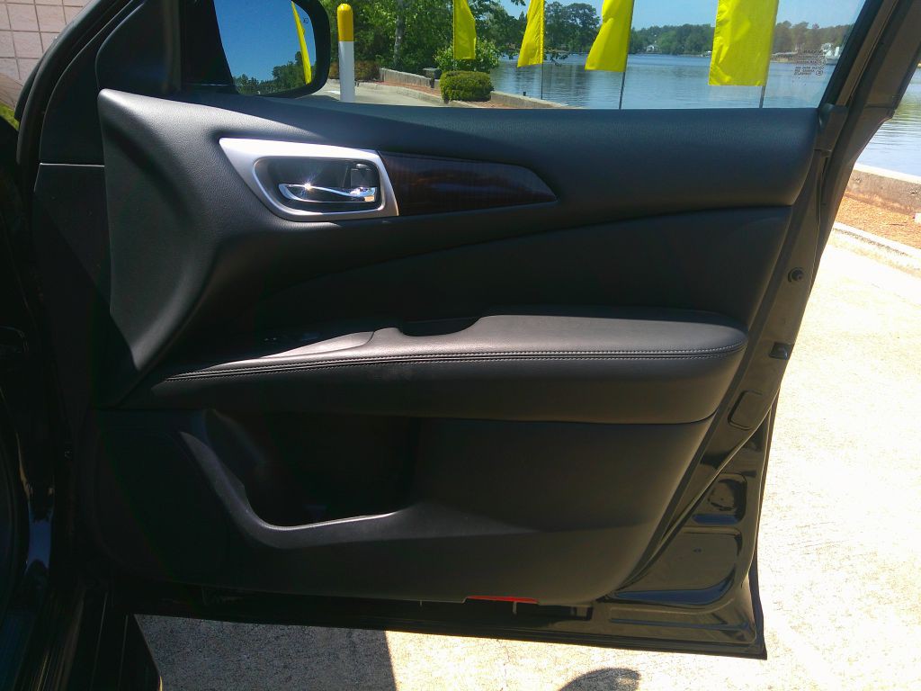2014 Nissan Pathfinder Image 8