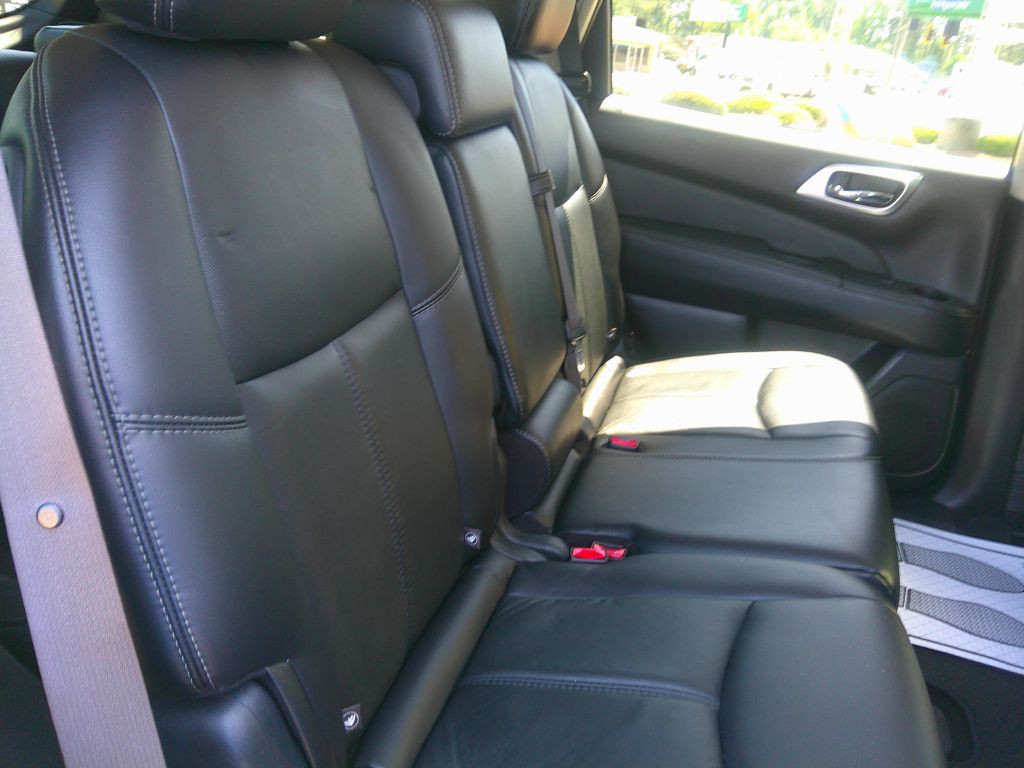 2014 Nissan Pathfinder Image 13