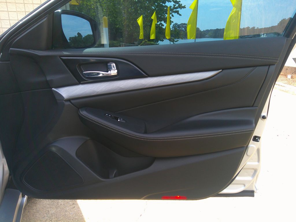 2018 Nissan Maxima Image 8