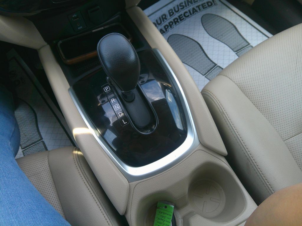 2016 Nissan Rogue Image 21