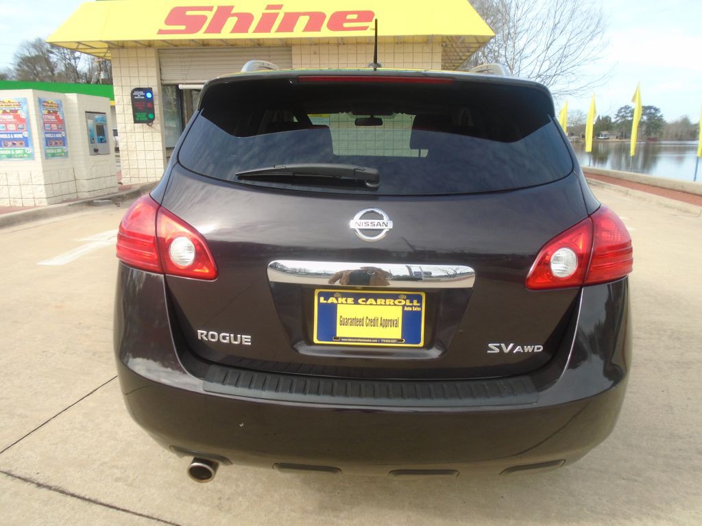 2011 Nissan Rogue Image 2