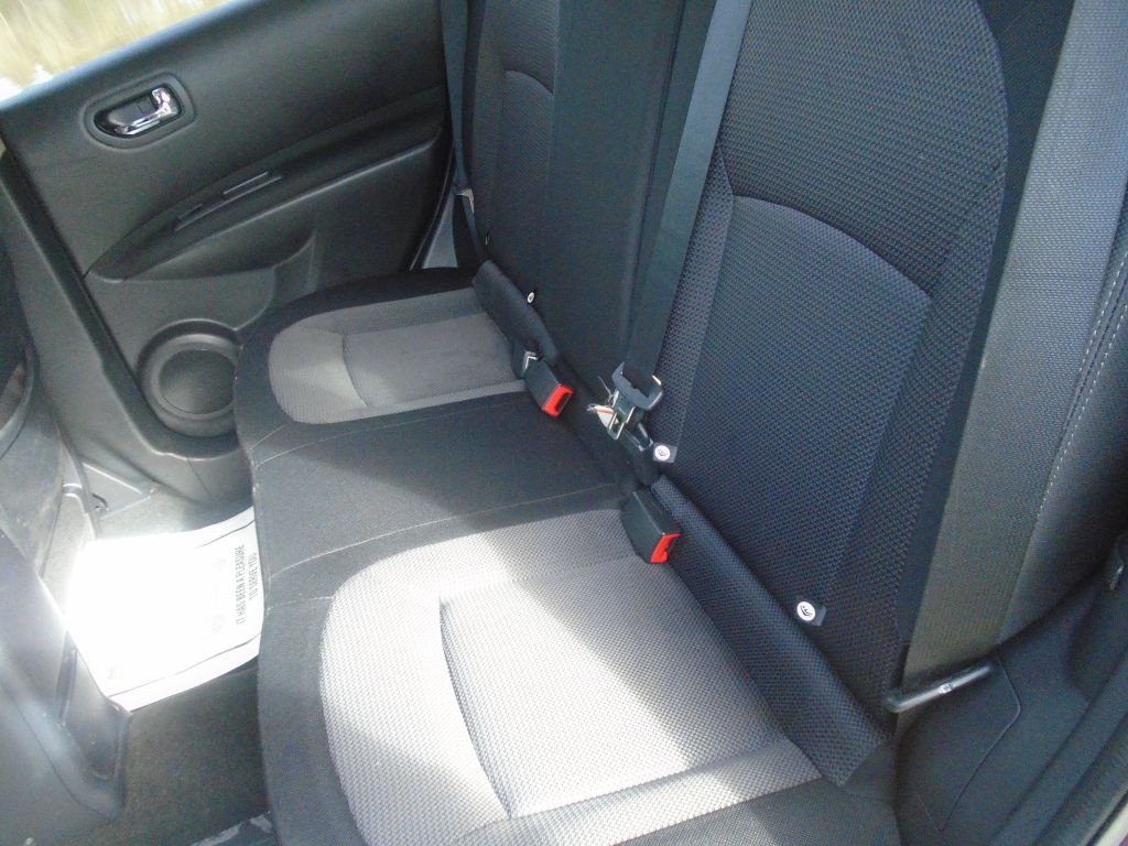2011 Nissan Rogue Image 14