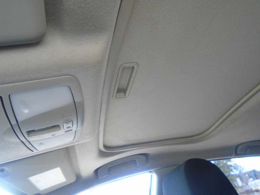 2011 Nissan Rogue Image 21