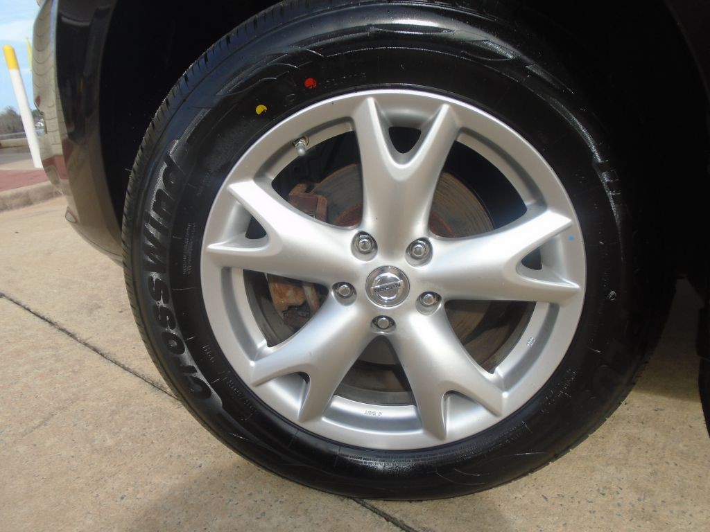 2011 Nissan Rogue Image 24