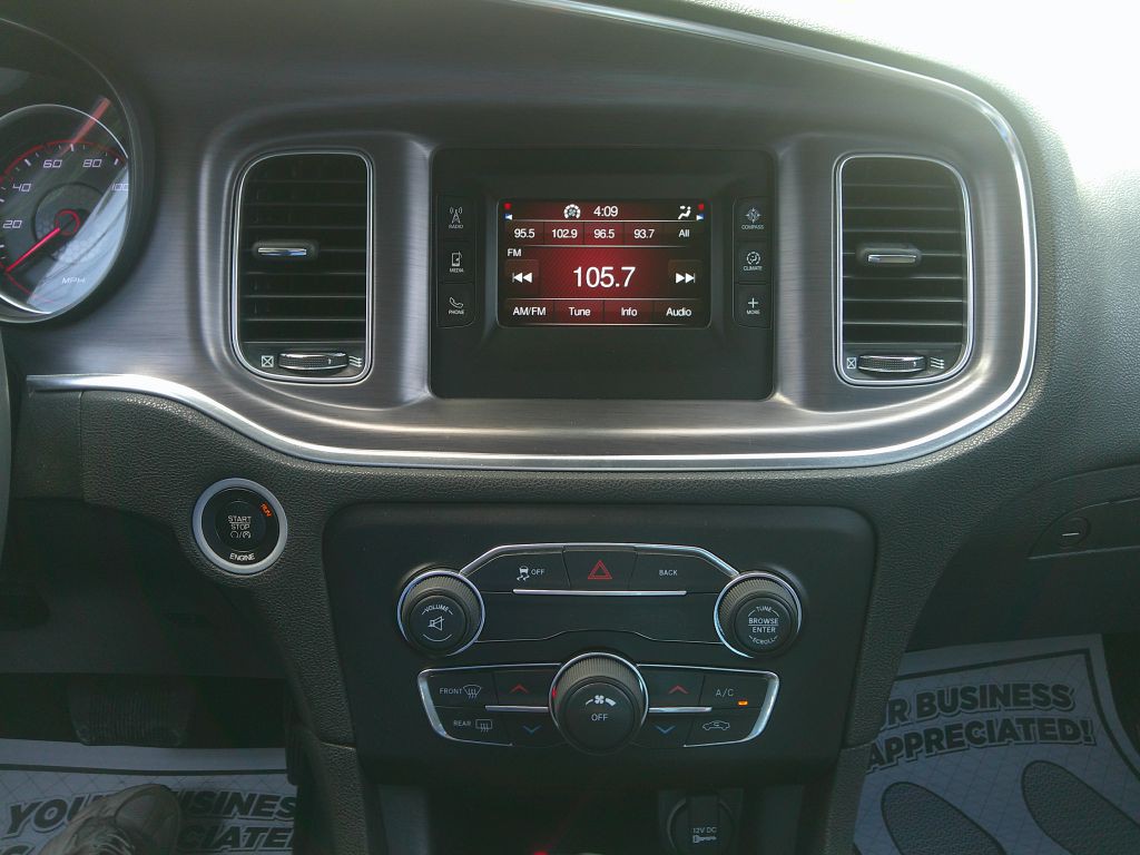 2016 Dodge Charger Image 19