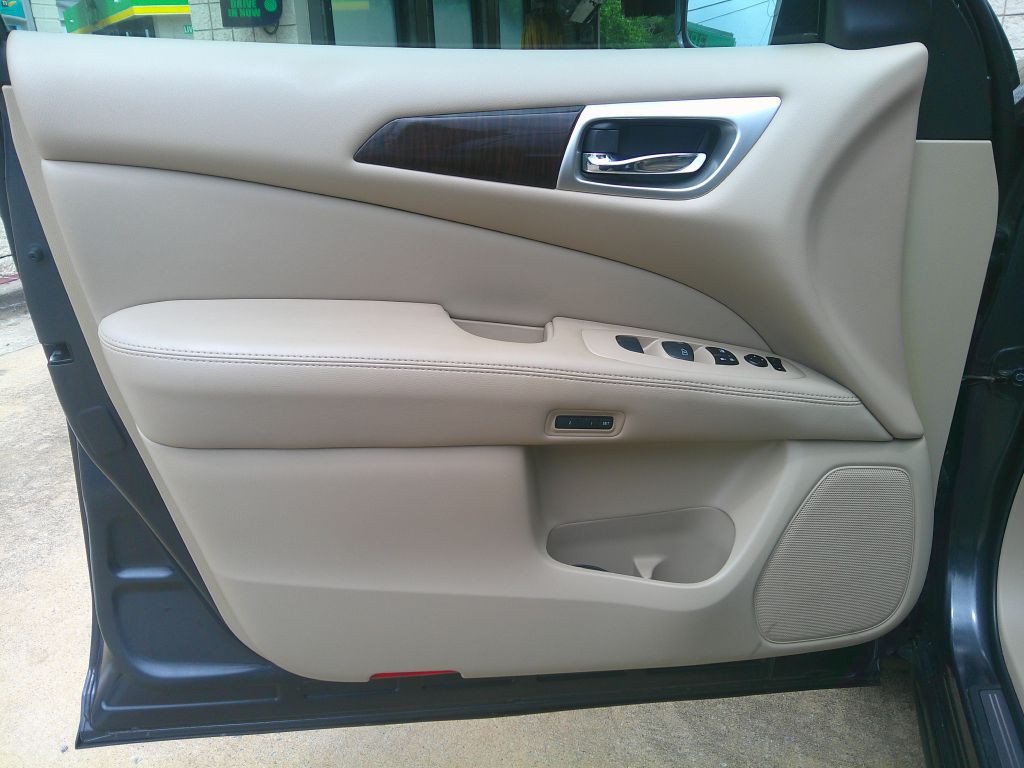 2014 Nissan Pathfinder Image 7