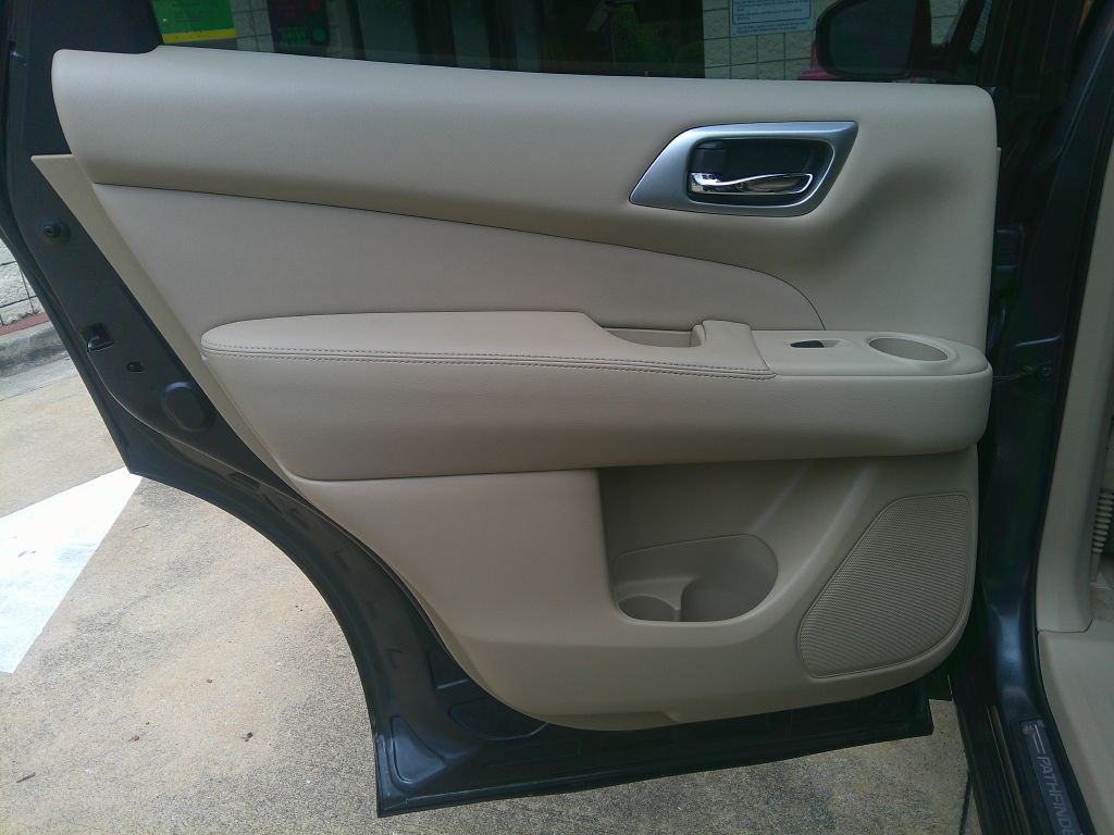 2014 Nissan Pathfinder Image 10