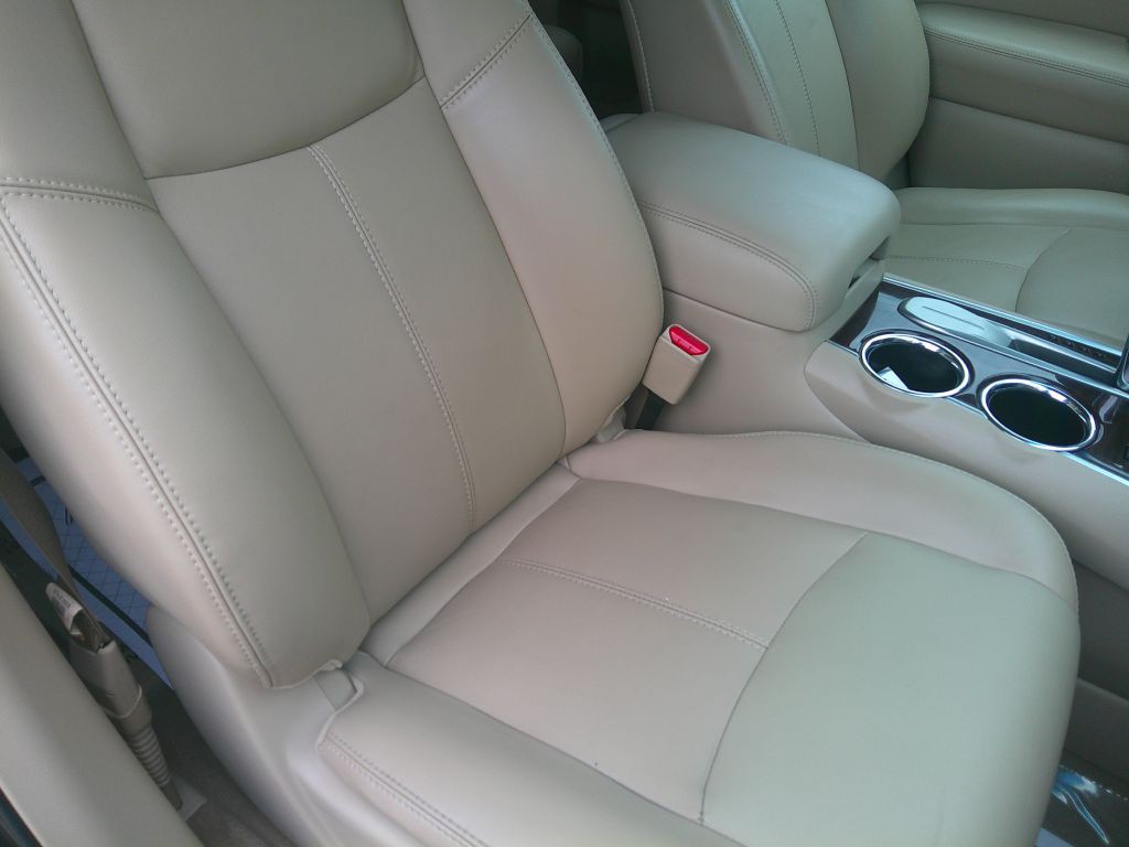 2014 Nissan Pathfinder Image 12