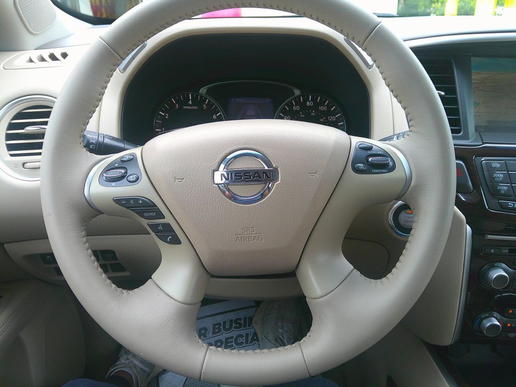 2014 Nissan Pathfinder Image 19