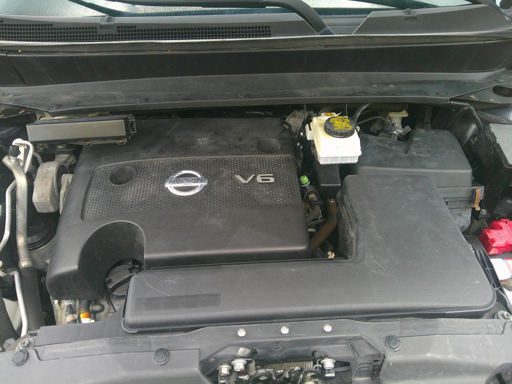 2014 Nissan Pathfinder Image 24