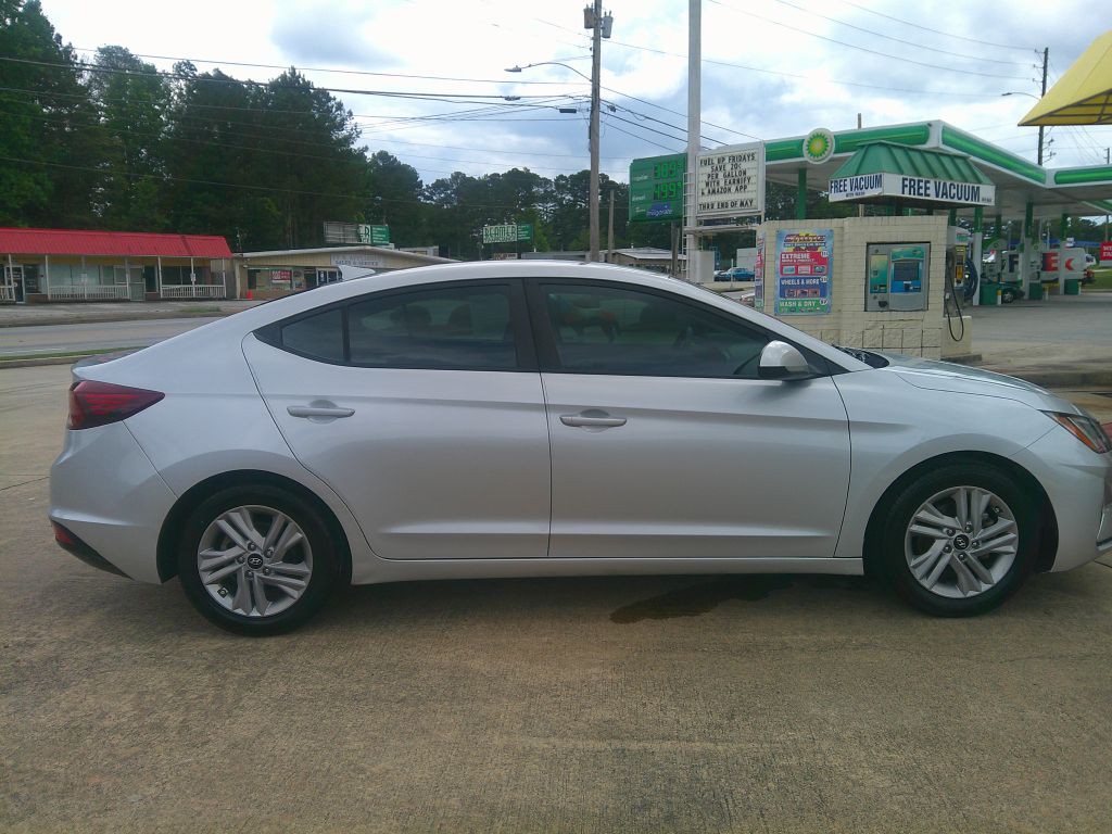2020 Hyundai Elantra Image 4