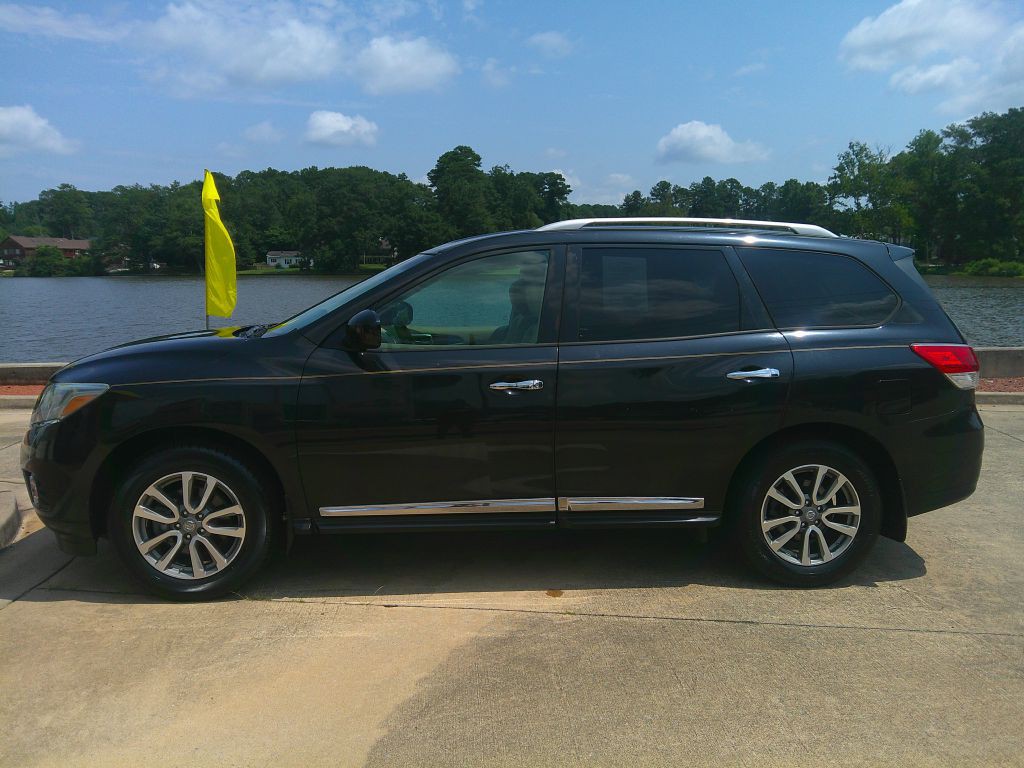 2016 Nissan Pathfinder Image 3
