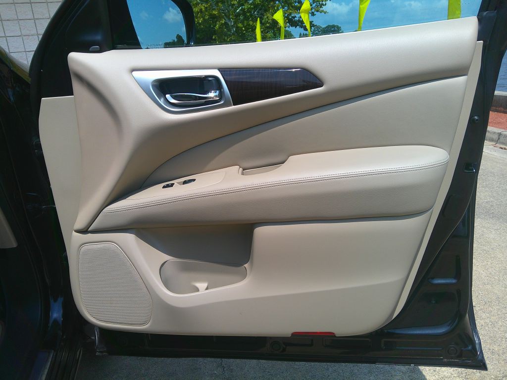 2016 Nissan Pathfinder Image 8