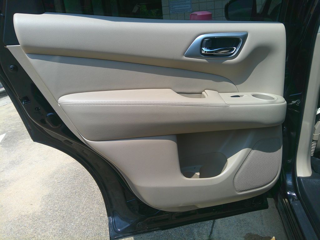 2016 Nissan Pathfinder Image 10