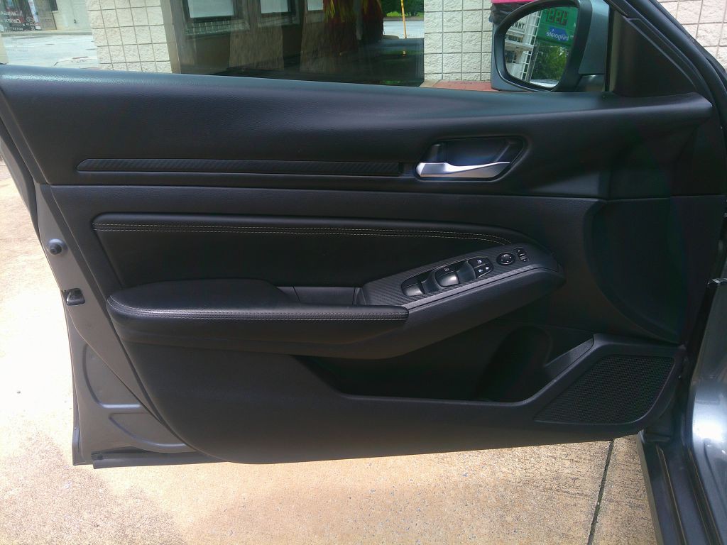 2020 Nissan Altima Image 7
