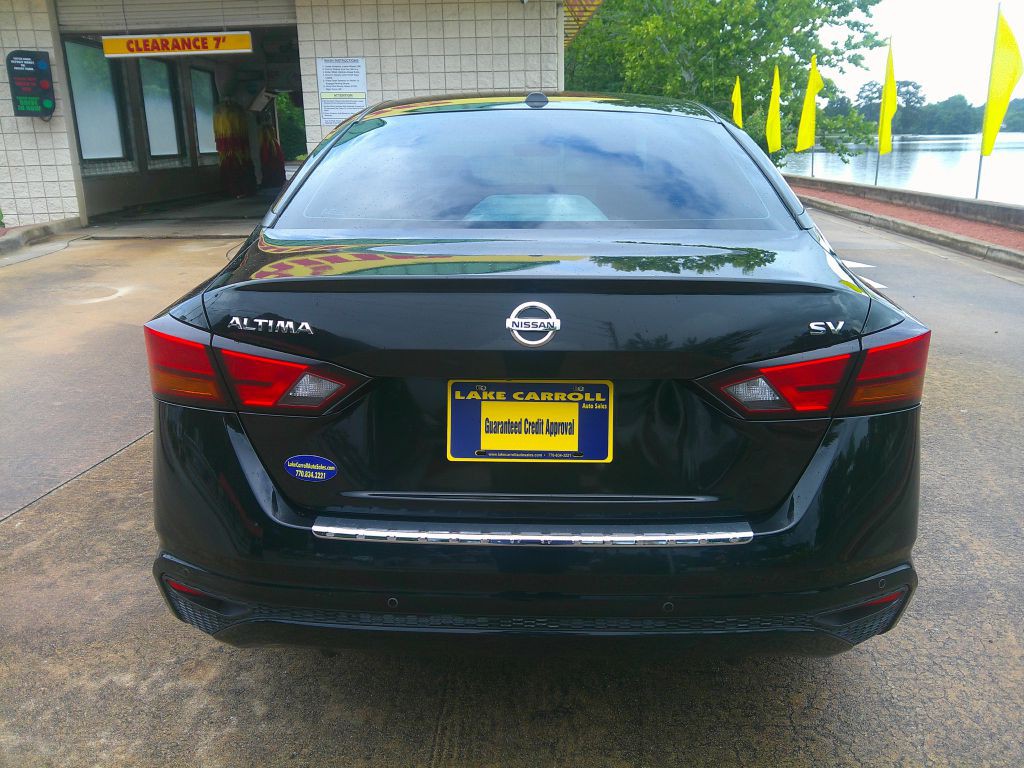 2022 Nissan Altima Image 2