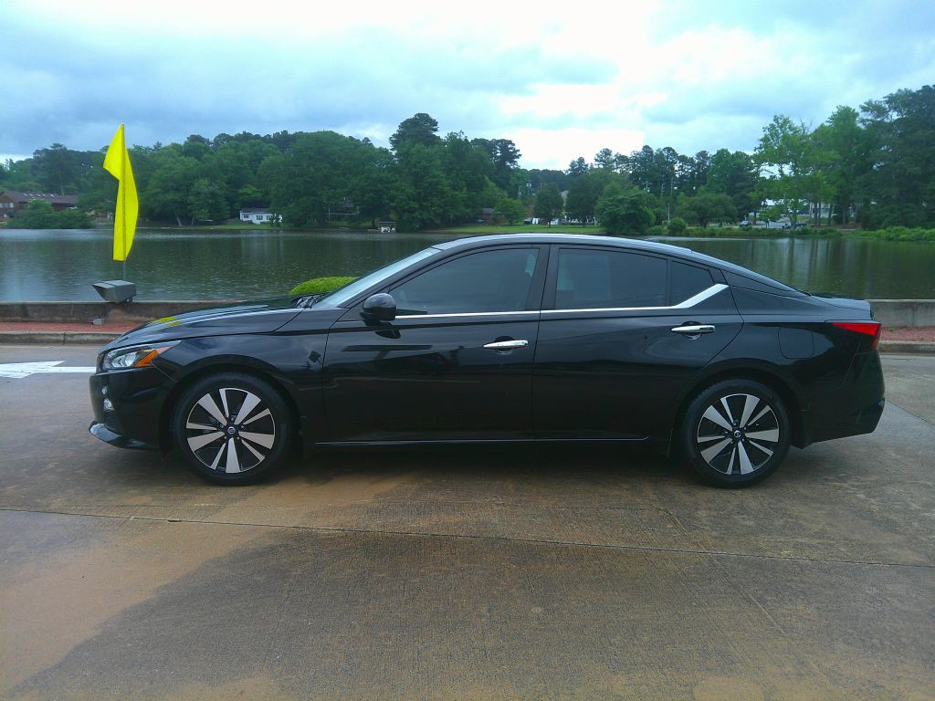 2022 Nissan Altima Image 3