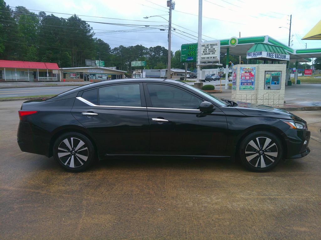 2022 Nissan Altima Image 4