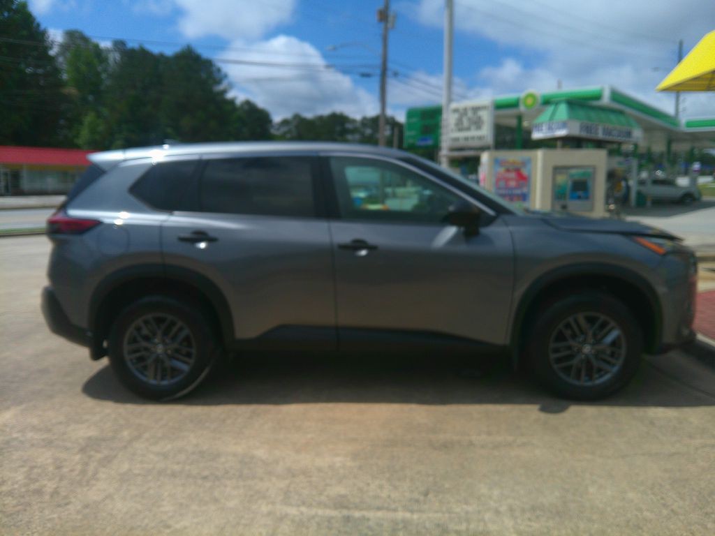 2021 Nissan Rogue Image 4