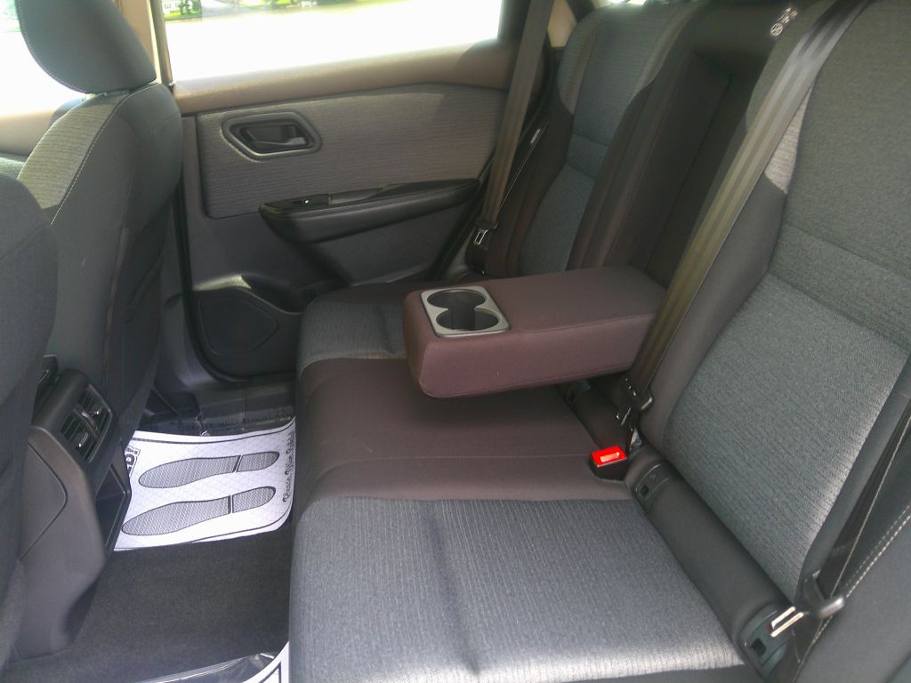2021 Nissan Rogue Image 15