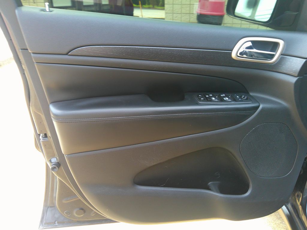 2016 Jeep Grand Cherokee Image 7