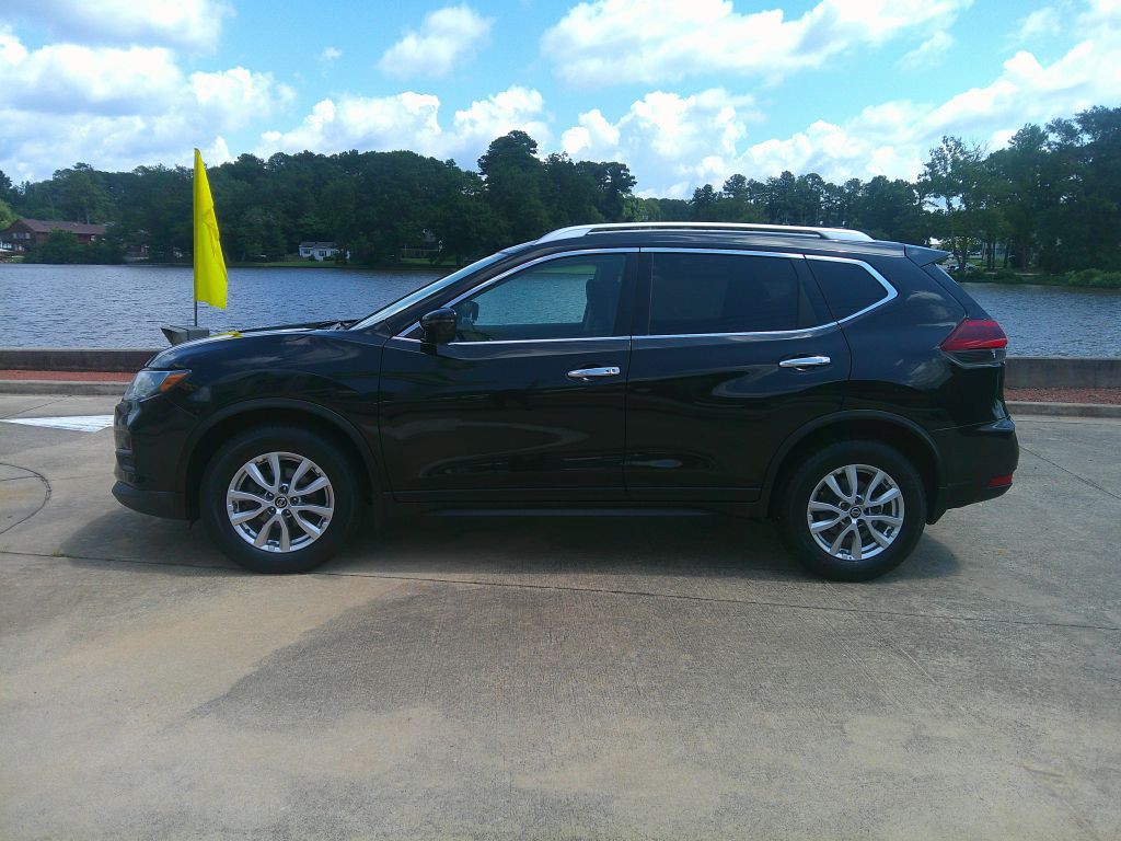 2018 Nissan Rogue Image 3