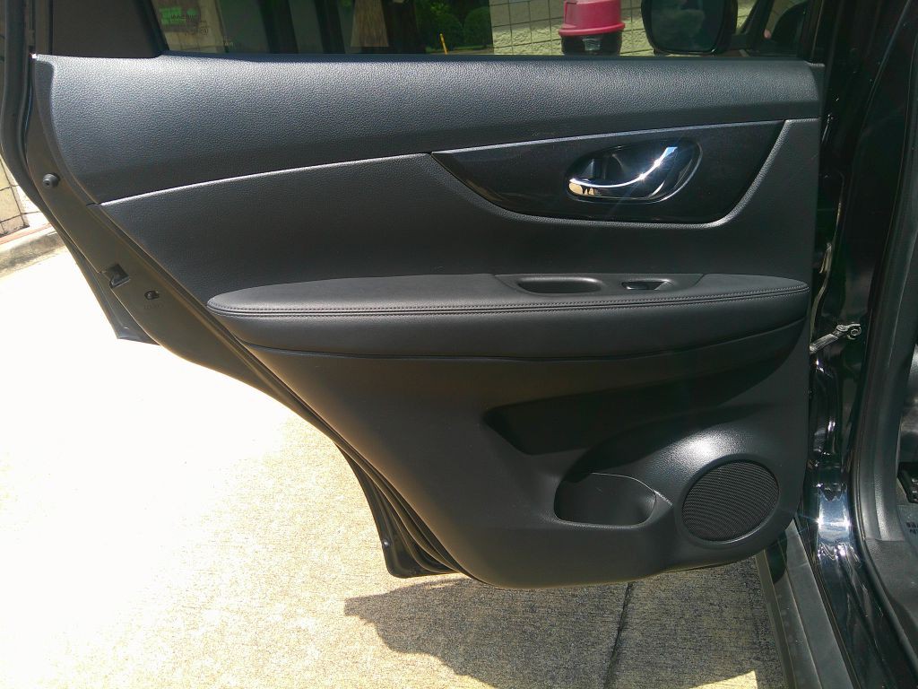 2018 Nissan Rogue Image 10