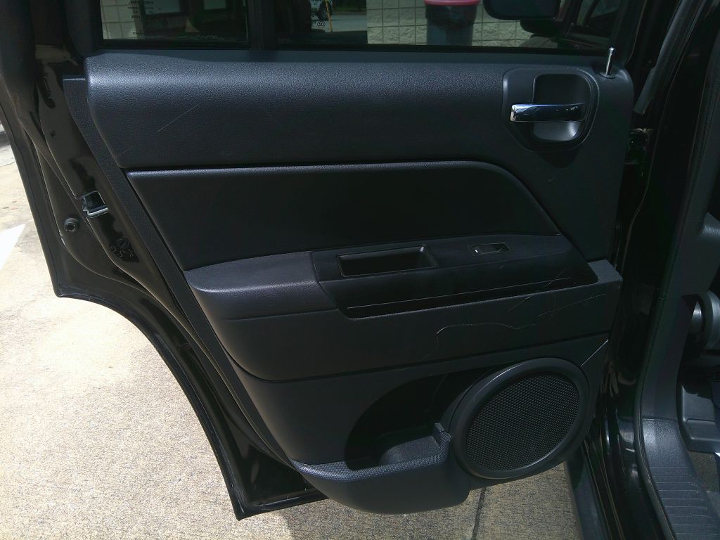 2016 Jeep Compass Image 10
