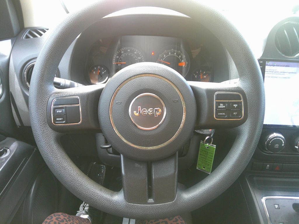 2016 Jeep Compass Image 17