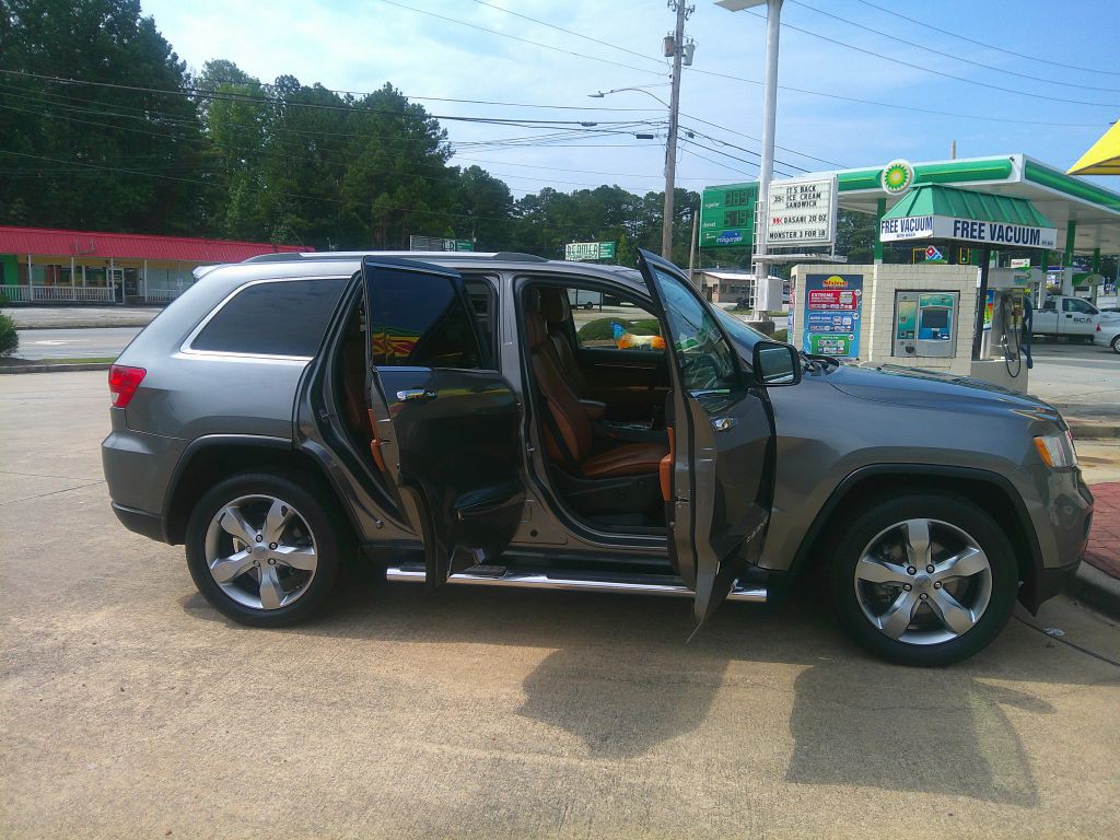 2012 Jeep Grand Cherokee Image 5