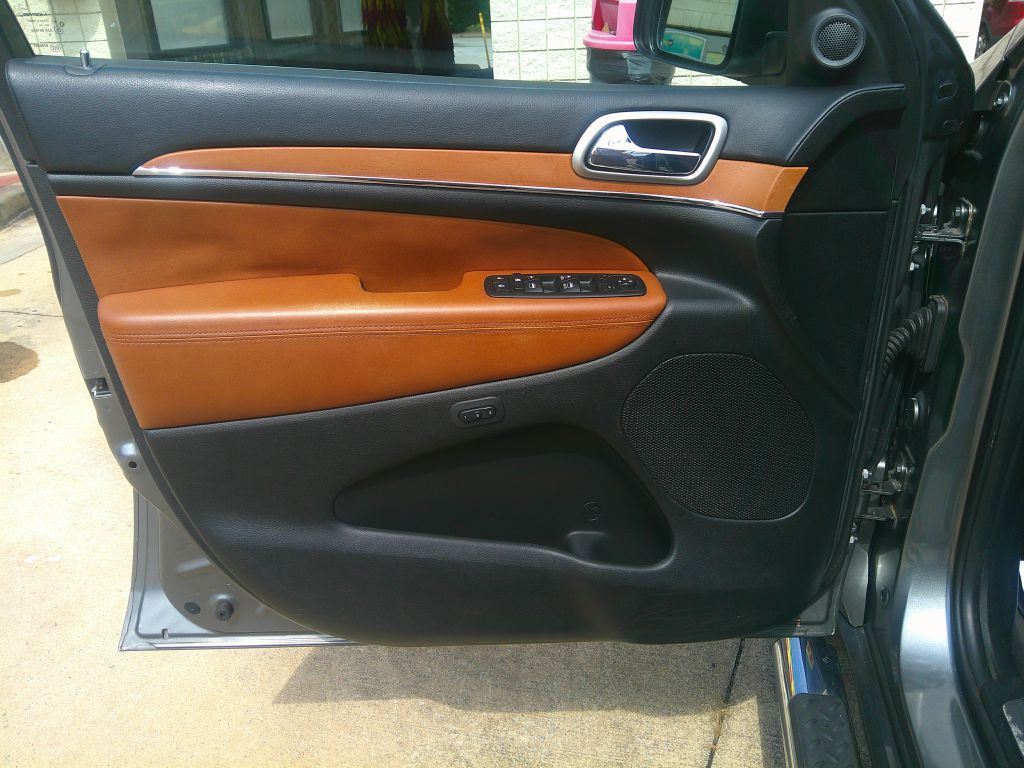 2012 Jeep Grand Cherokee Image 7