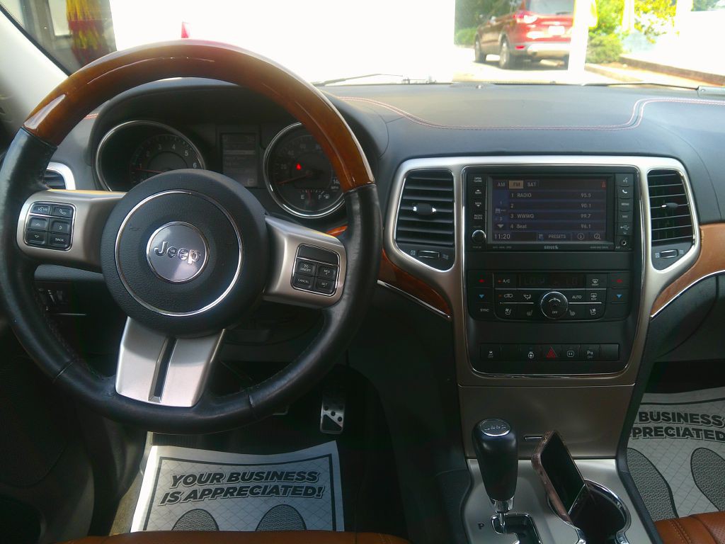 2012 Jeep Grand Cherokee Image 15