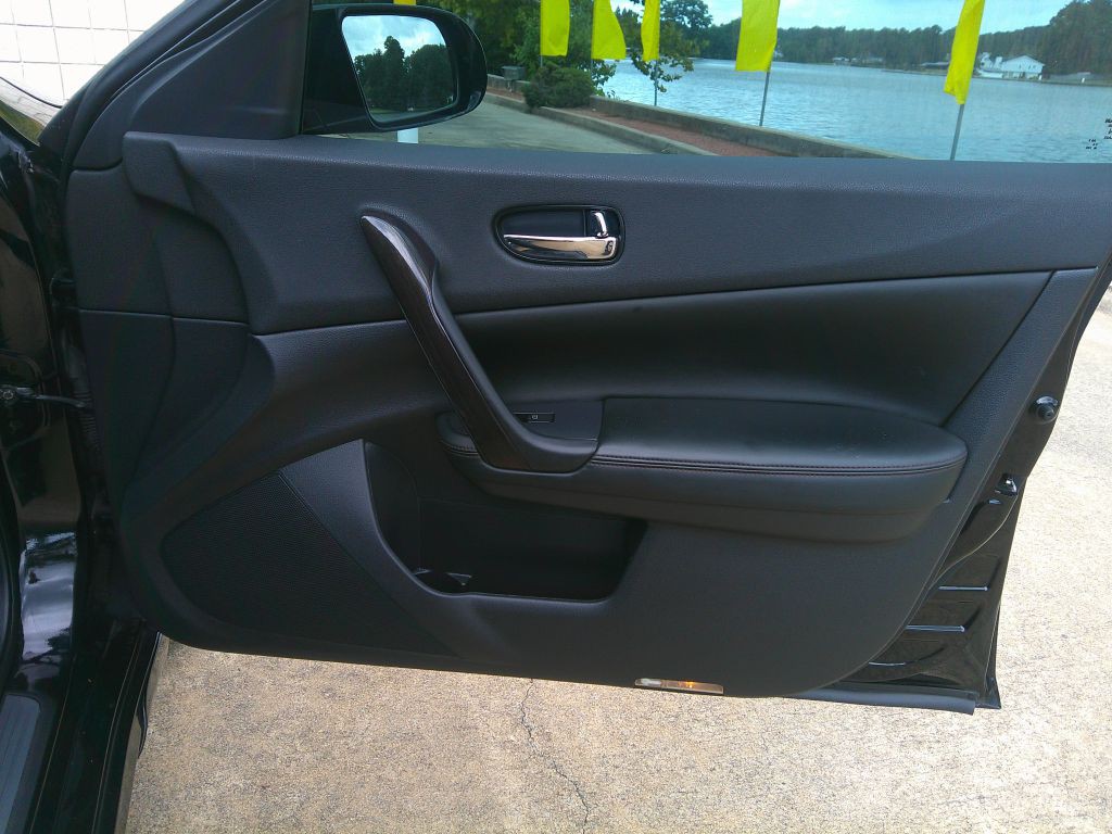 2013 Nissan Maxima Image 9