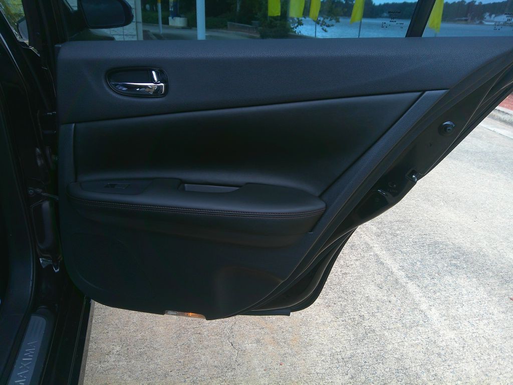 2013 Nissan Maxima Image 10