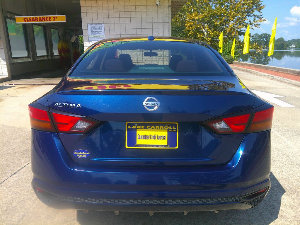 2020 Nissan Altima Image 2