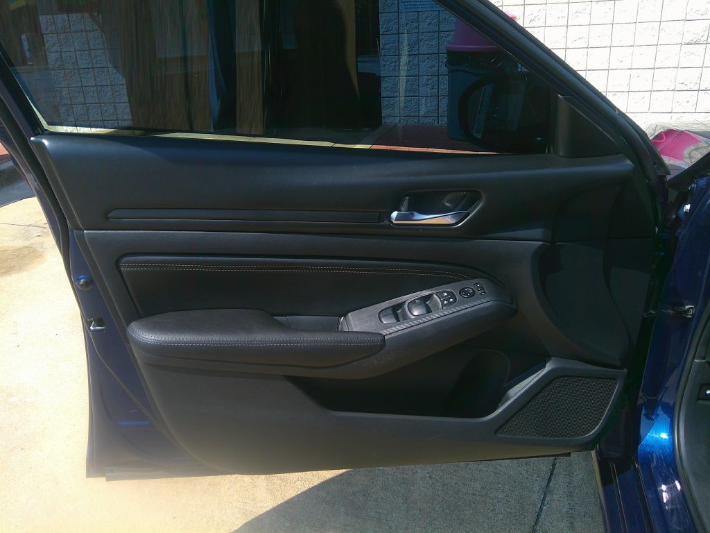 2020 Nissan Altima Image 7