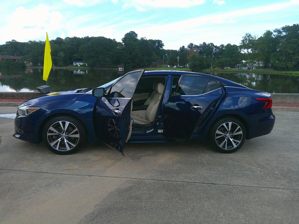 2016 Nissan Maxima Image 6