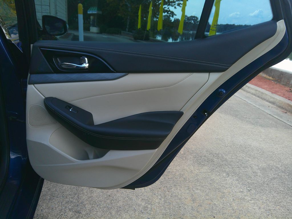 2016 Nissan Maxima Image 8