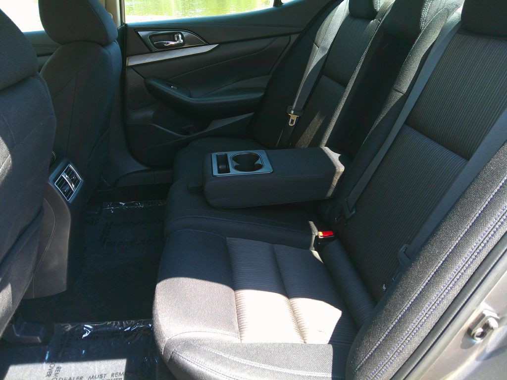 2018 Nissan Maxima Image 14
