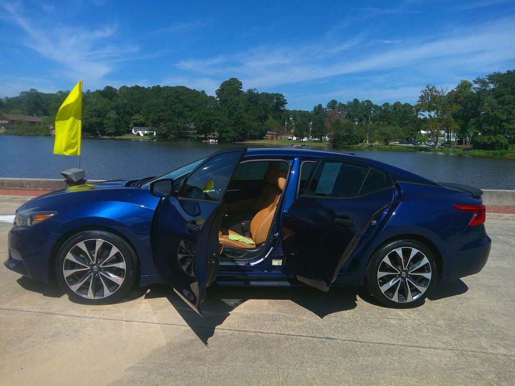 2016 Nissan Maxima Image 6
