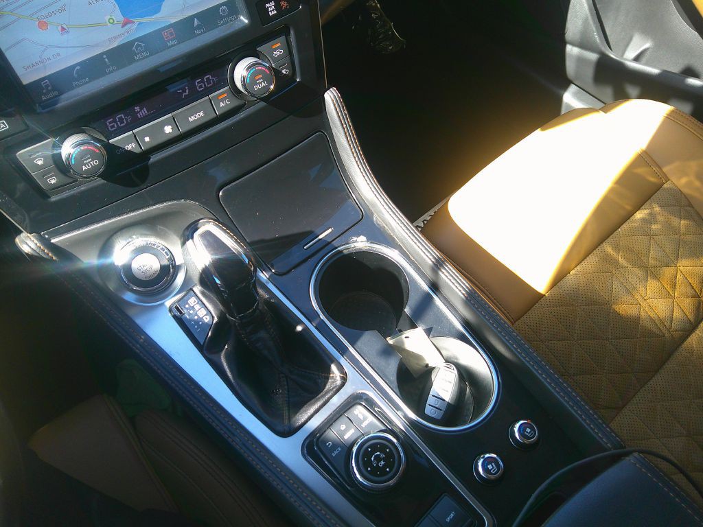 2016 Nissan Maxima Image 20