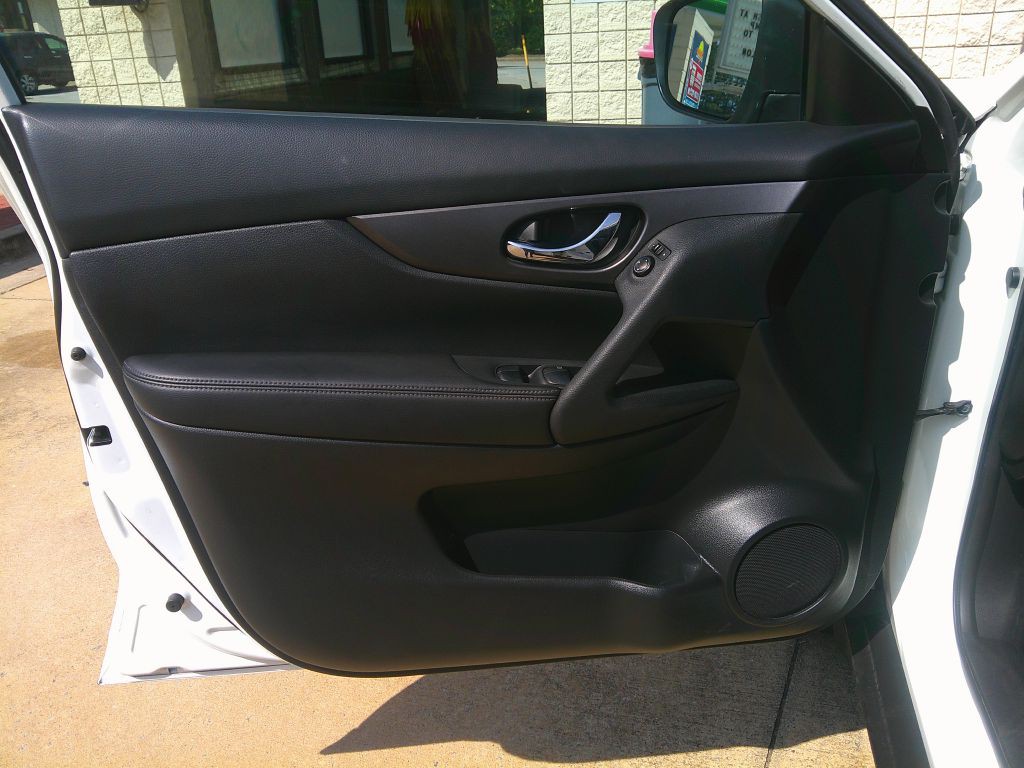 2016 Nissan Rogue Image 7