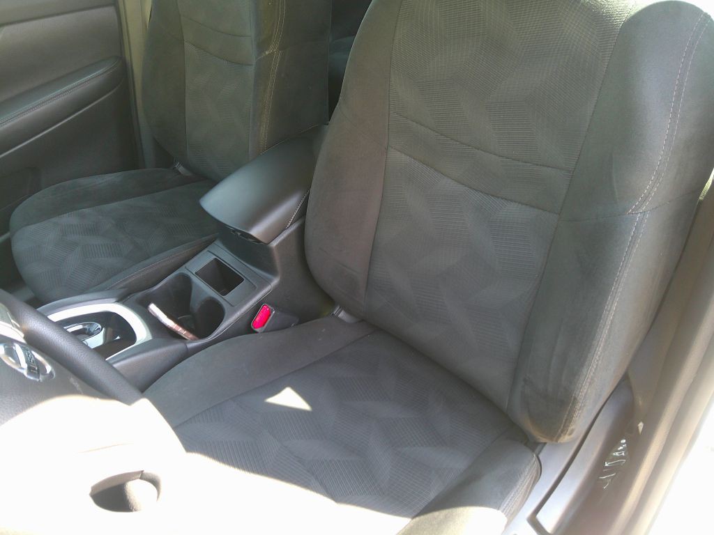 2016 Nissan Rogue Image 11
