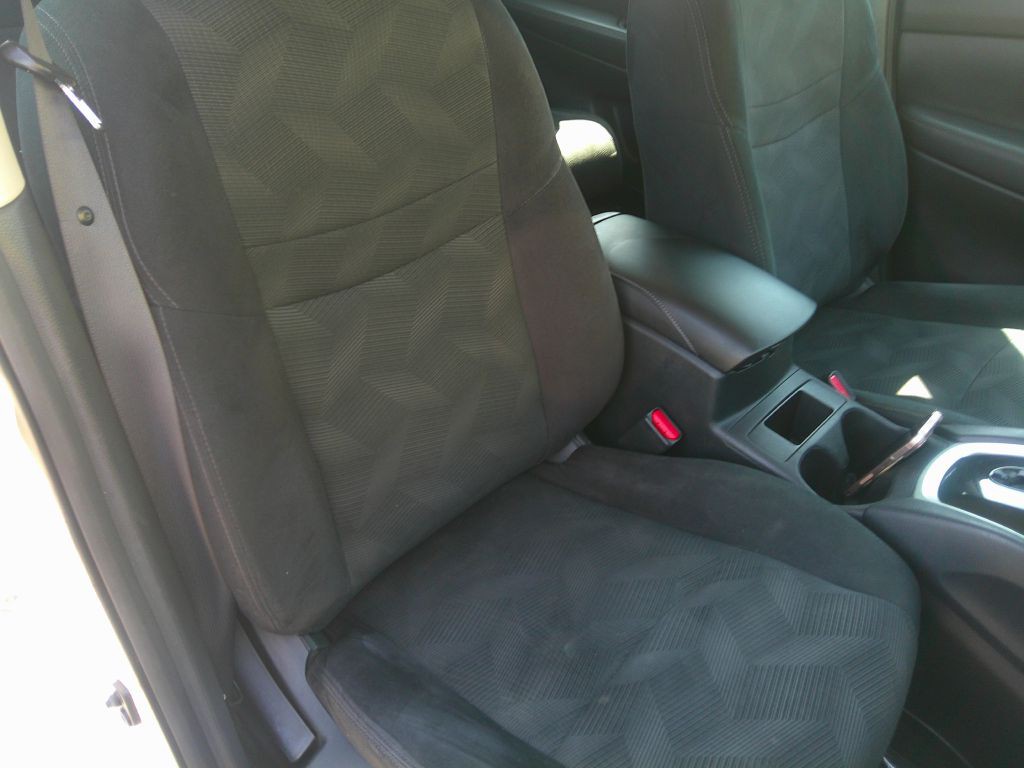 2016 Nissan Rogue Image 12