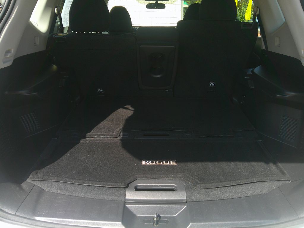 2016 Nissan Rogue Image 23