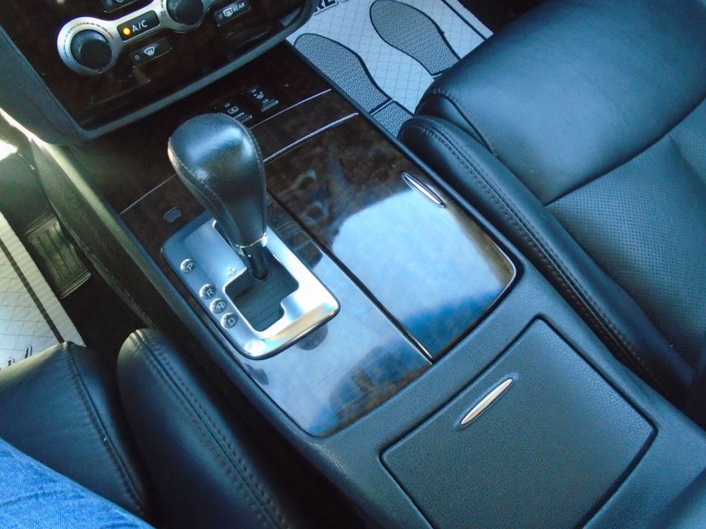 2010 Nissan Maxima Image 21