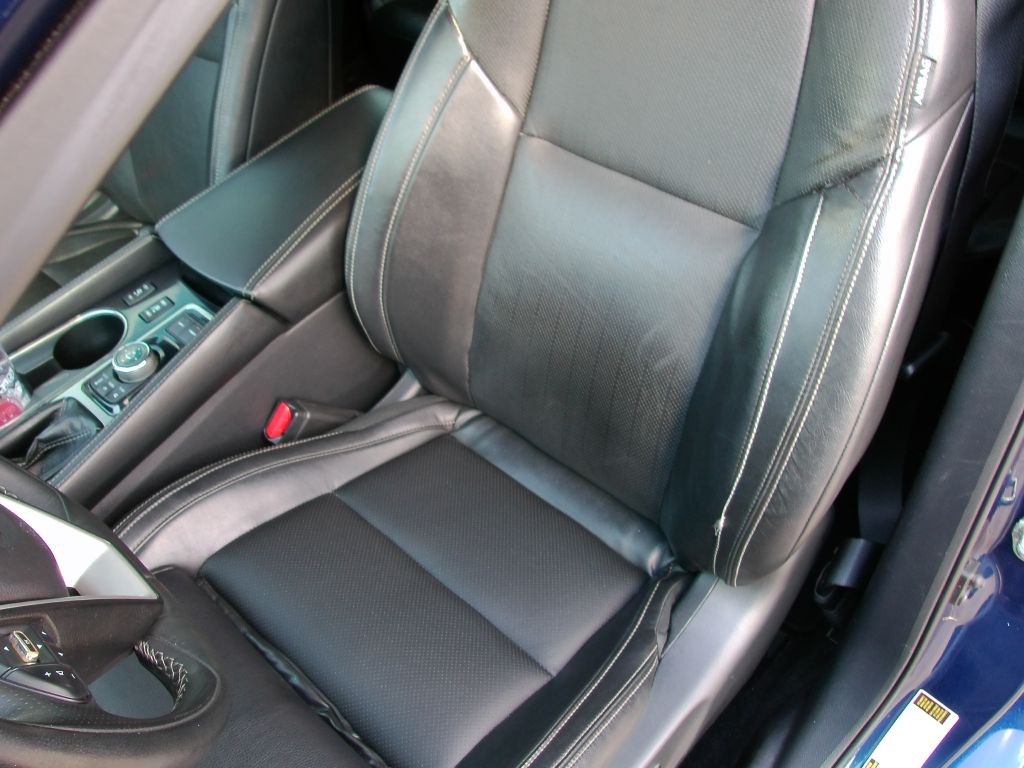 2017 Nissan Maxima Image 11