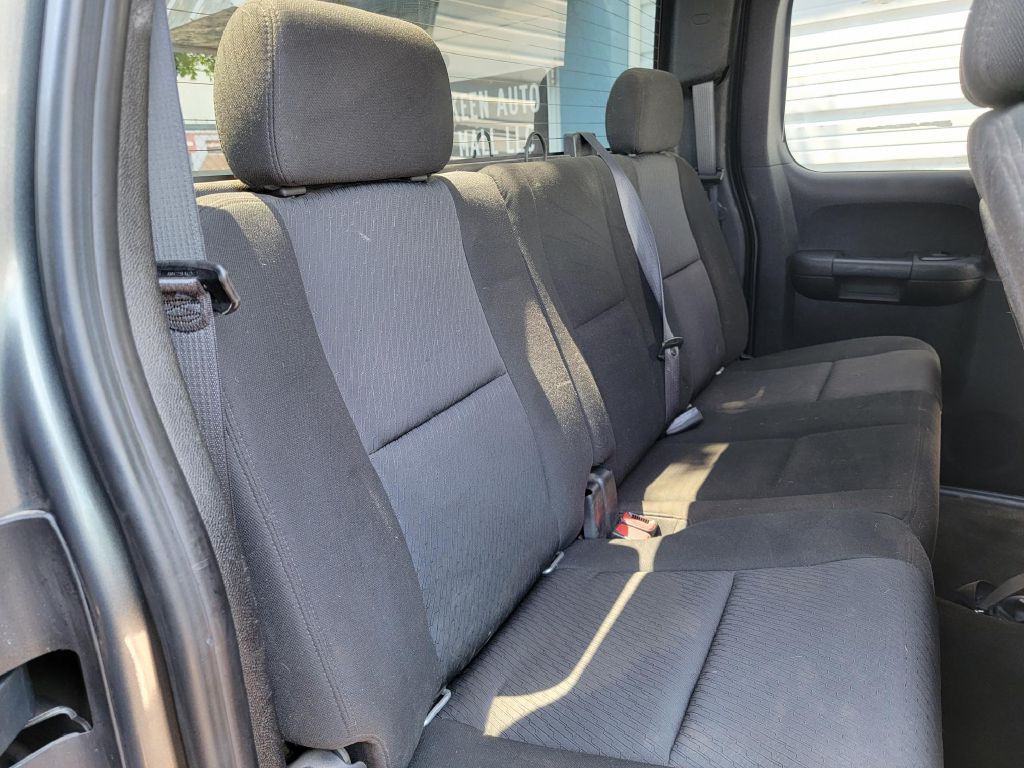 2011 GMC Sierra Image 20